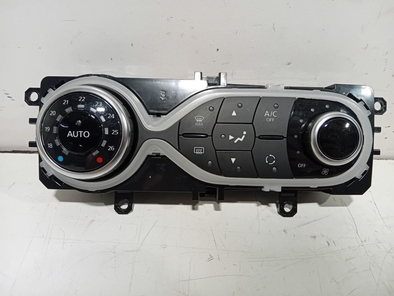 Bedieningspaneel kachel Renault Captur, Onderdelen@venauto.nl, Van der Ven Autorecycling B.V., Ettenseweg 76, 4706 PB Roosendaal, The Netherlands