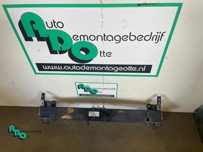 Bumperframe voor van een Kia Sportage (Sportage 16-), -, -, Ophalen of Verzenden, -