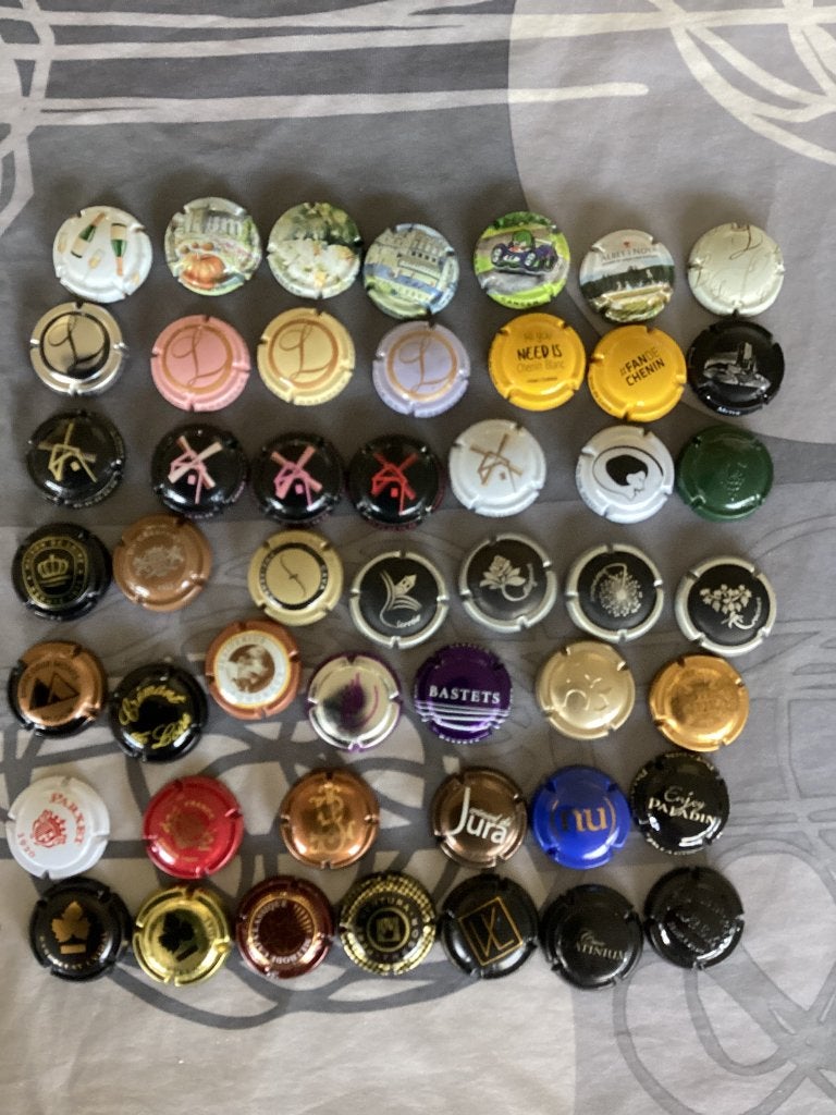 Niet champagne capsules, Enlèvement ou Envoi