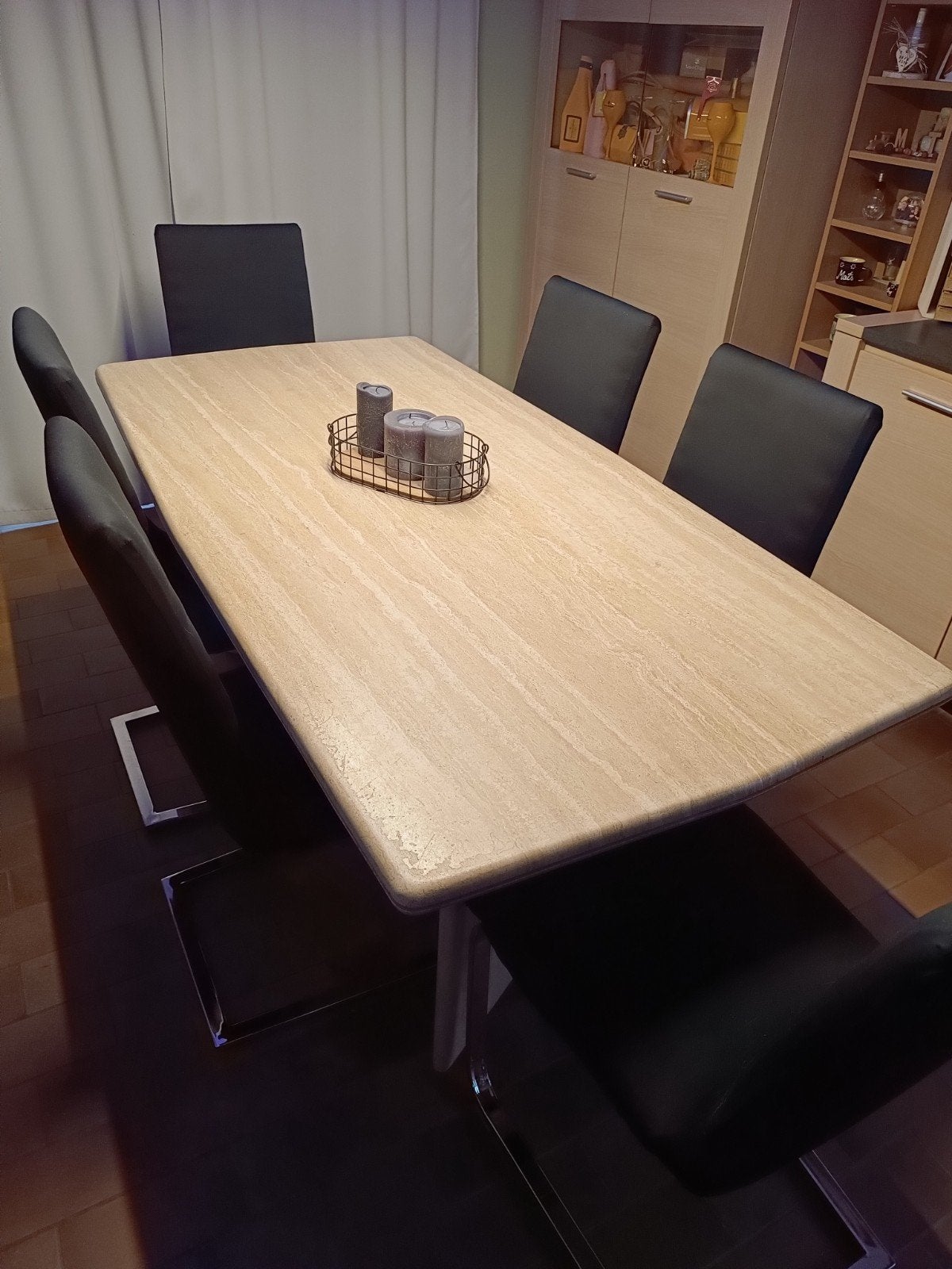 Vintage '70-'80 Italiaanse travertin eettafel, Huis en Inrichting, Ophalen, Gebruikt