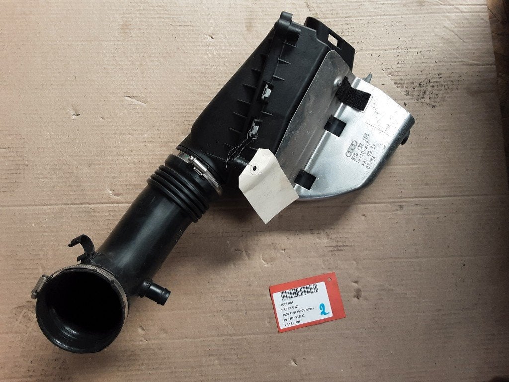LUCHTFILTER Audi RS 4 Avant (B9) (01-2017/-) (8T0133105), Info@audi.de, Audi, Audi AG, Gebruikt