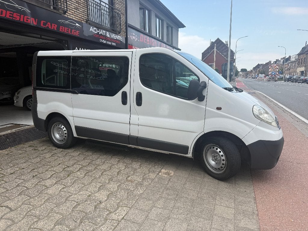 Opel Vivaro PMR Chaise roulante+5Place netto 7438, Autos, Achat, 4 portes, Entreprise, Euro 4