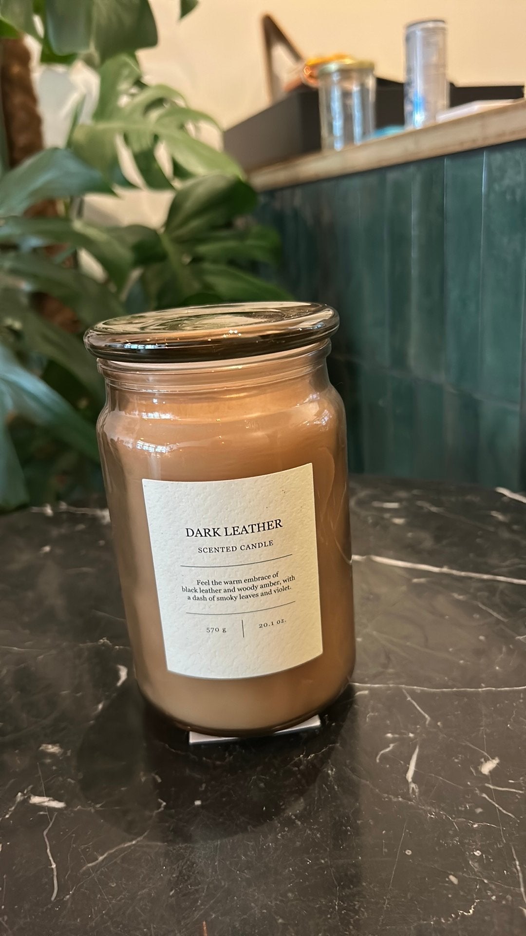 Grote geurkaars “Dark Leather” – 570 g, Ophalen of Verzenden