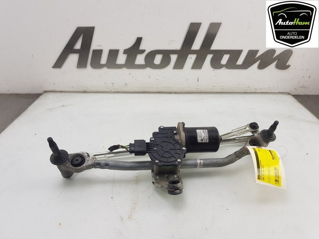 MOTEUR + TRINGLERIE ESSUIE GLACE AVANT Audi Q2 (GAB / GAG), Auto-Union-Straße  1,
85057  Ingolstadt, DE, Info@audi.de, Audi, Utilisé