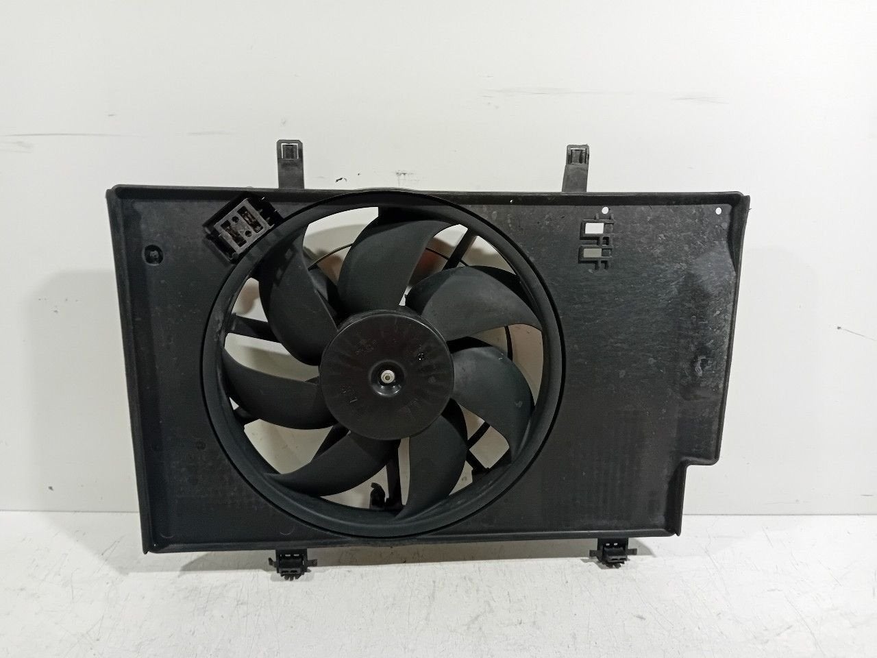 Koelventilator Ford Fiesta, Onderdelen@venauto.nl, Van der Ven Autorecycling B.V., Ettenseweg 76, 4706 PB Roosendaal, The Netherlands