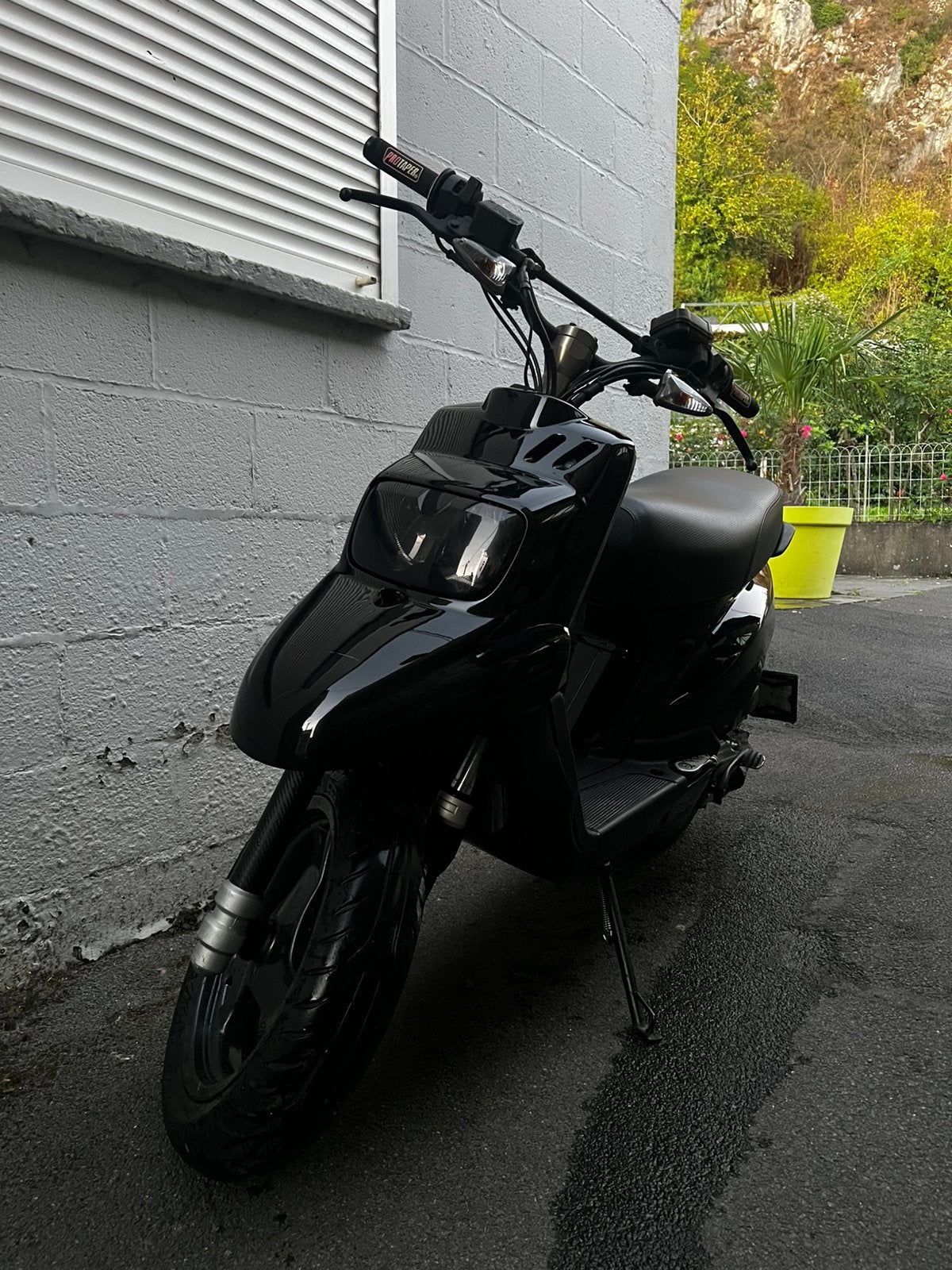 MBK BOOSTER NAKED REFAIT A NEUF, Vélos & Vélomoteurs, Autres modèles, Comme neuf, Enlèvement, Essence