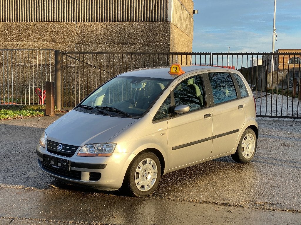 Fiat Idea 1.4i 16v Dynamic automatique, Auto's, 1360 cc, Idea, 4 cilinders, Sound system