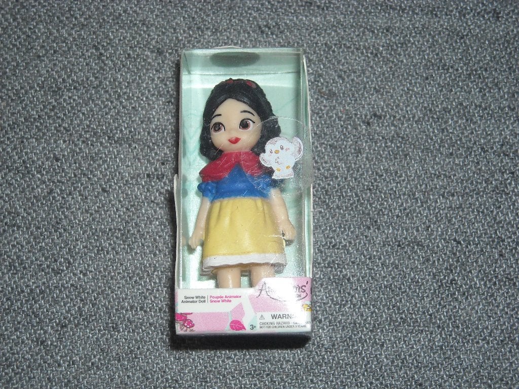 Disney miniatuur Sneeuwwitje in ongeopende verpakking, Verzamelen, Poppenhuizen en Toebehoren, Ophalen of Verzenden, Nieuw, Popje