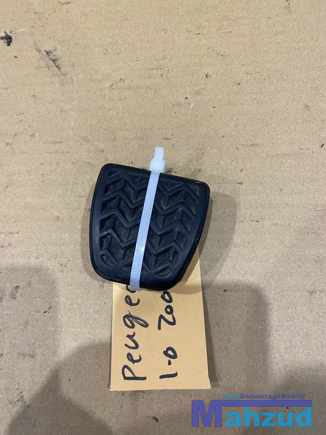 PEUGEOT 107 C1 AYGO Rempedaal koppeling rubber 2005-2014, Taurusavenue 1
2132 LS  Hoofddorp, NL, Gebruikt, Contact.group@renault.com