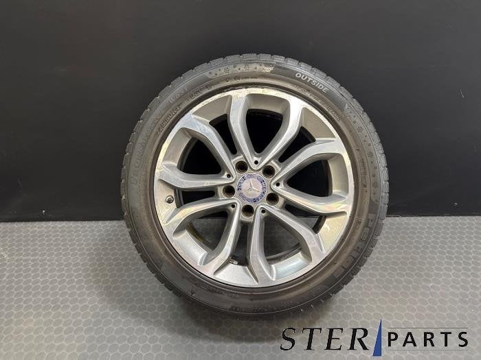 Velgen set + winterbanden van een Mercedes C-Klasse, Gebruikt, -, -, Ophalen of Verzenden
