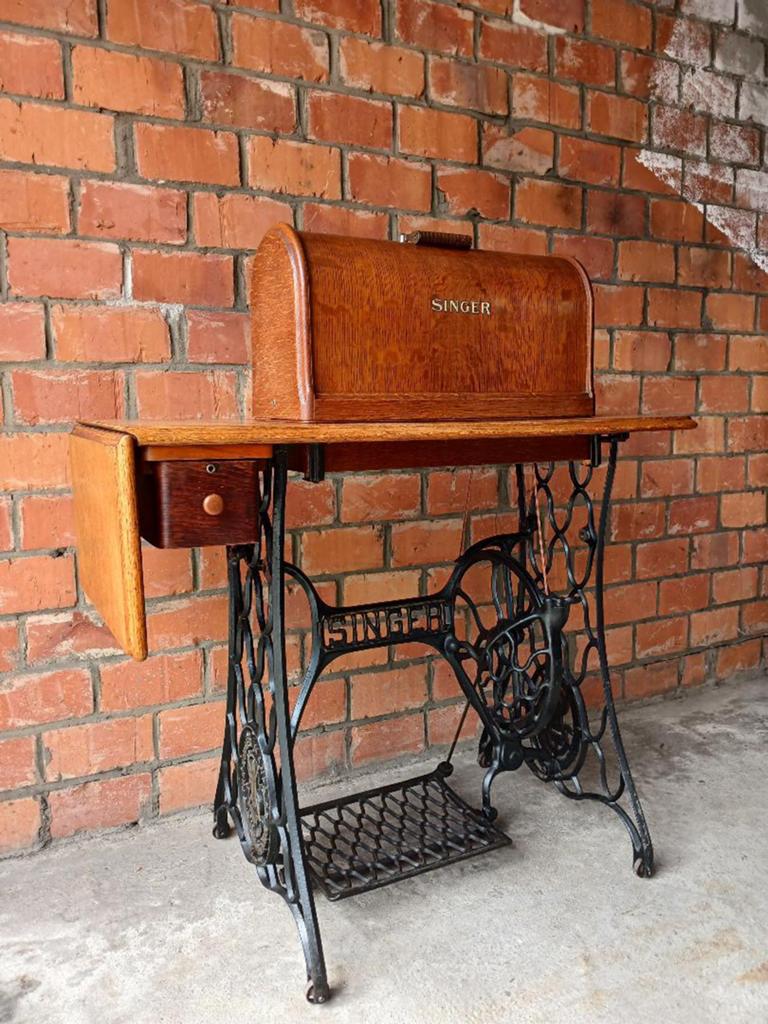 Authentieke Singer trapnaaimachine / vintage naaikast, Ophalen