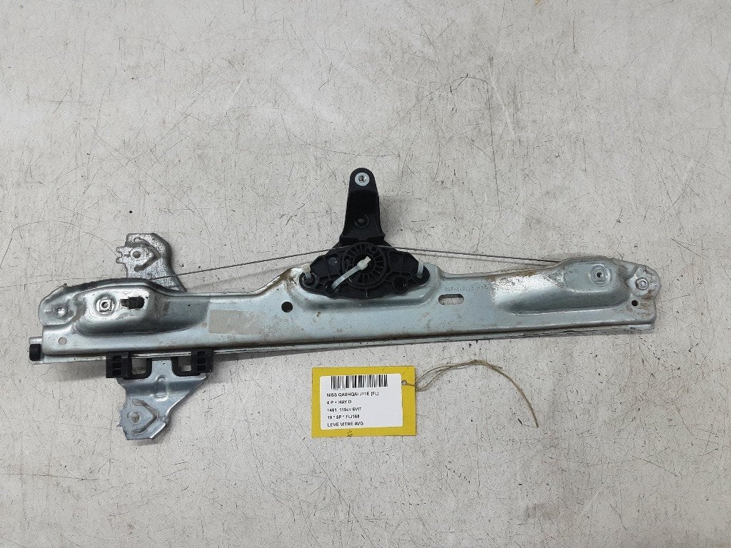VITRE MECANISME AVANT GAUCHE Qashqai (J11) (C17312300), Germany@nissan-services.eu, Kronenweg 38
50389  Wesseling, DE, Utilisé
