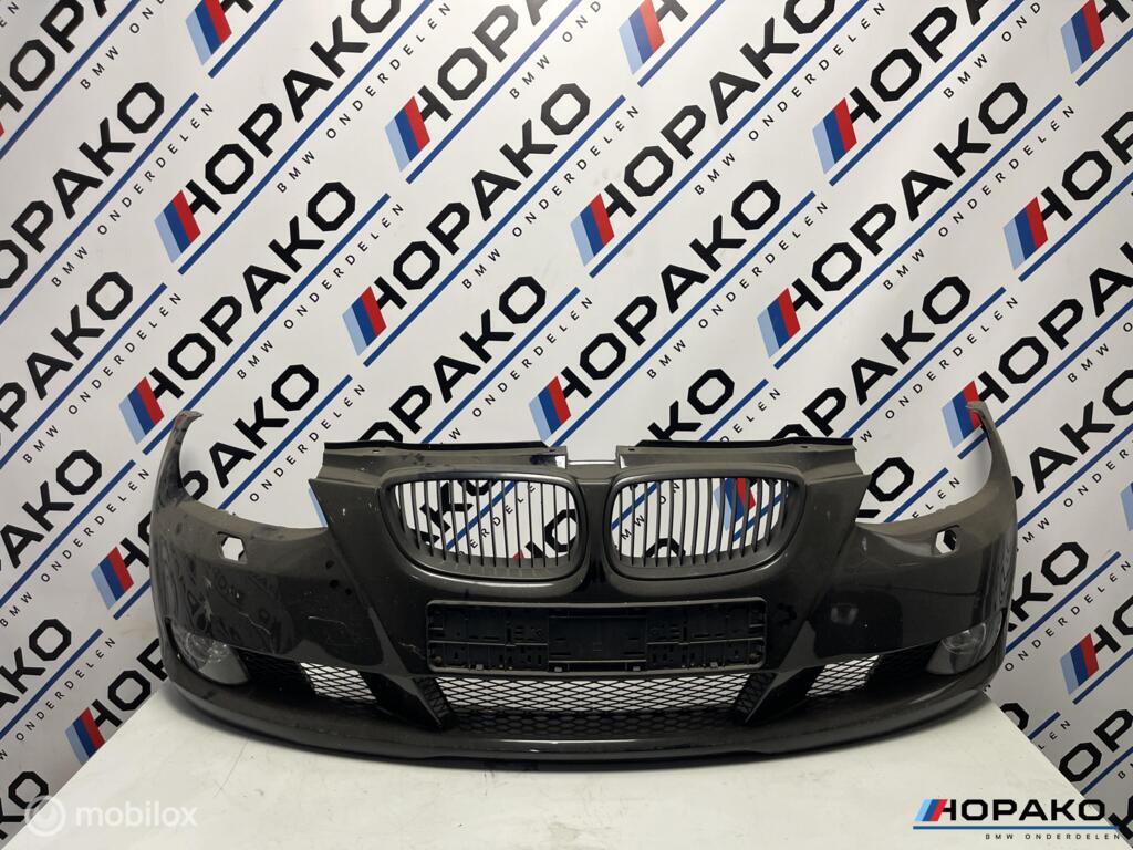 Voorbumper BMW 3 serie E92 E93 | Schwarz II / Jetblack, Auto-onderdelen, Gebruikt, Einsteinlaan 5, Rijswijk, Voor, Ophalen of Verzenden