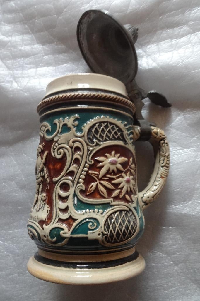 Bierkruik klein met deksel, Antiek en Kunst, Antiek | Keramiek en Aardewerk, Ophalen of Verzenden