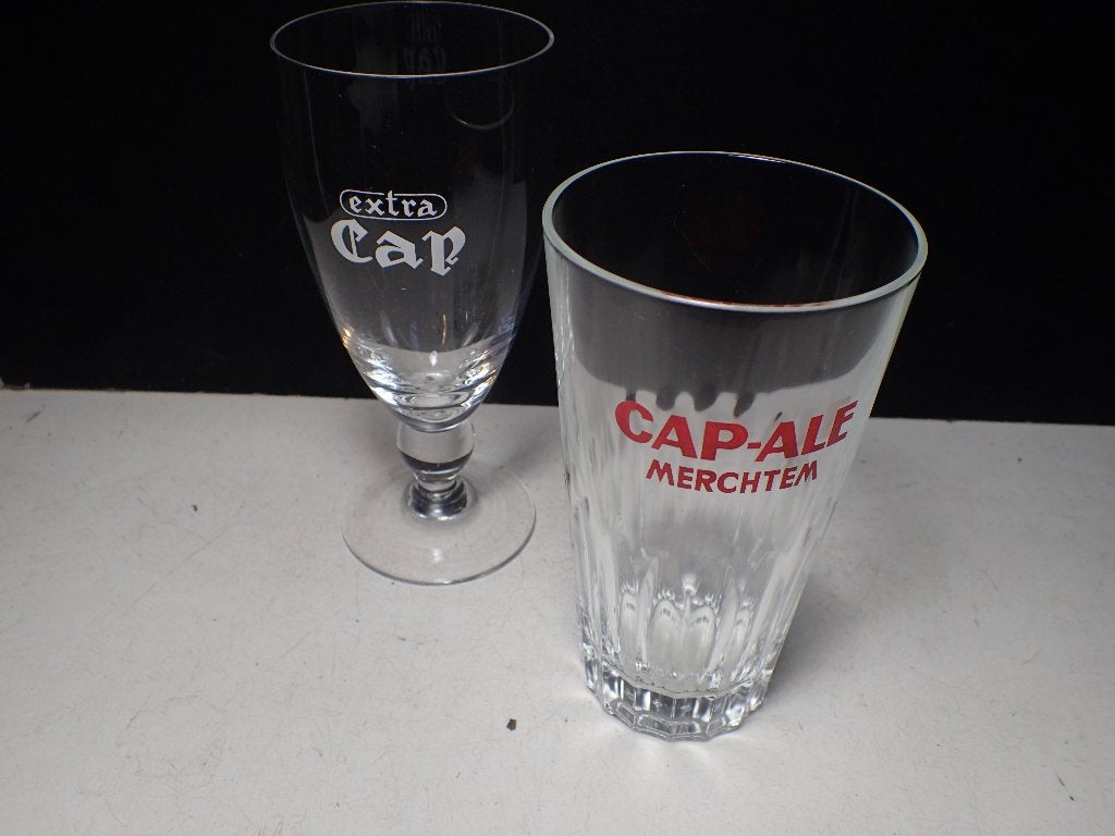 2 oude bierglazen Merchtem, Ophalen of Verzenden, Gebruikt, Glas of Glazen, Overige merken