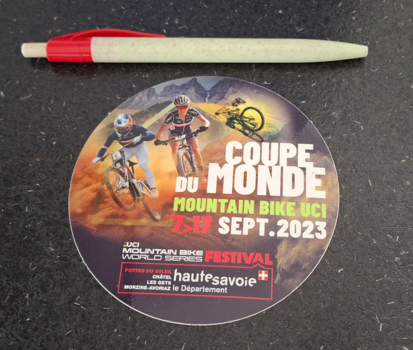 Autocollant cycliste UCI du Championnat du monde de VTT 2023, Enlèvement ou Envoi, Comme neuf, Sport