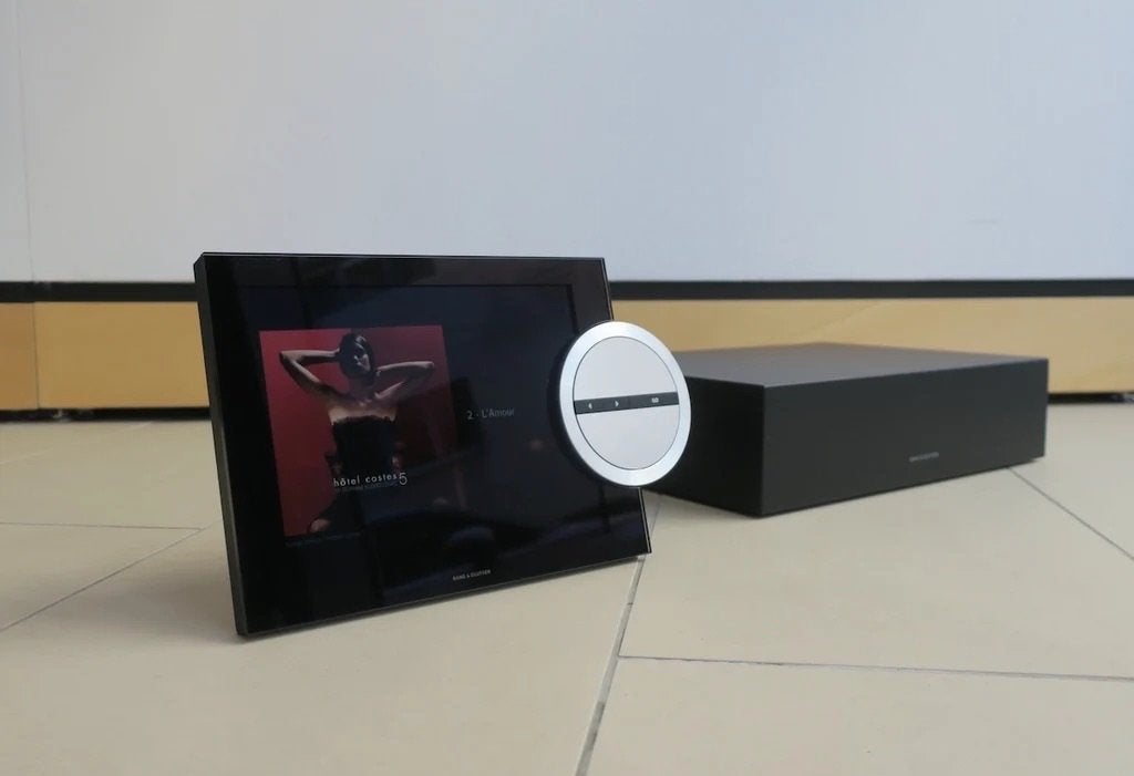 Bang & Olufsen Beosound & Master 5 1TB met table stand - B&O, Audio, Tv en Foto, Stereoketens, Ophalen, Info@bang-olufsen.dk, Losse componenten