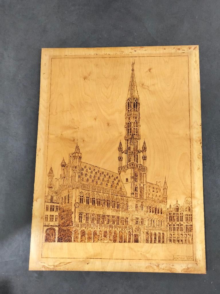HOTEL de VILLE BRUXELLES Pyrogravure sur Bois 94 X 69 cm, Enlèvement