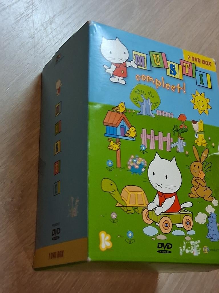 Dvd-box Musti Compleet, 7 dvd's in verpakkingsfolie, Enlèvement ou Envoi, Dessin animé, Tous les âges, Coffret