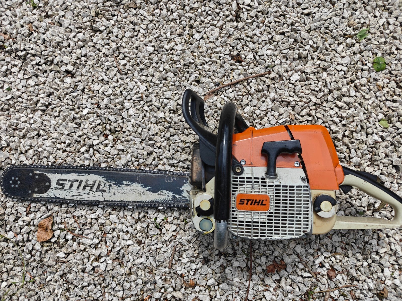 Stihl MS440, Jardin & Terrasse, Outils à main, Enlèvement