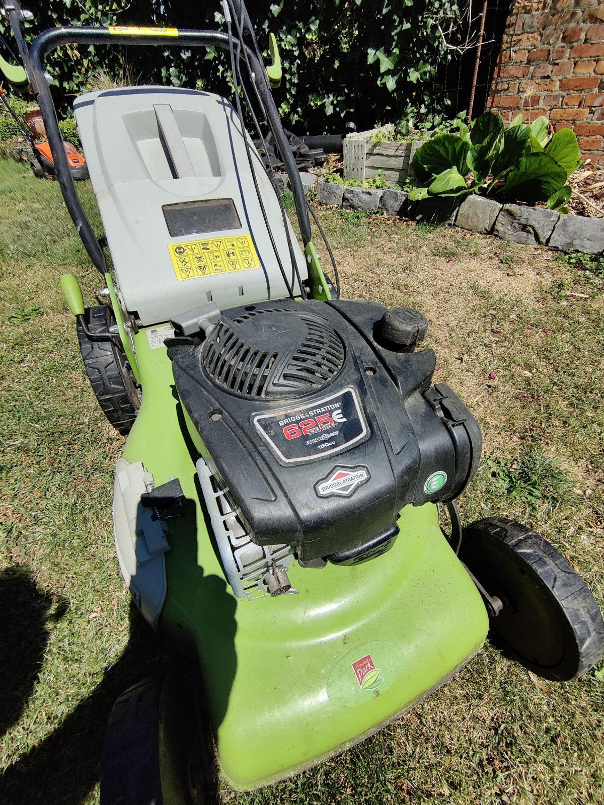 Tondeuse mulching Briggs & Statton 625e 125cc ne démarre plu, Jardin & Terrasse, Tondeuses à gazon