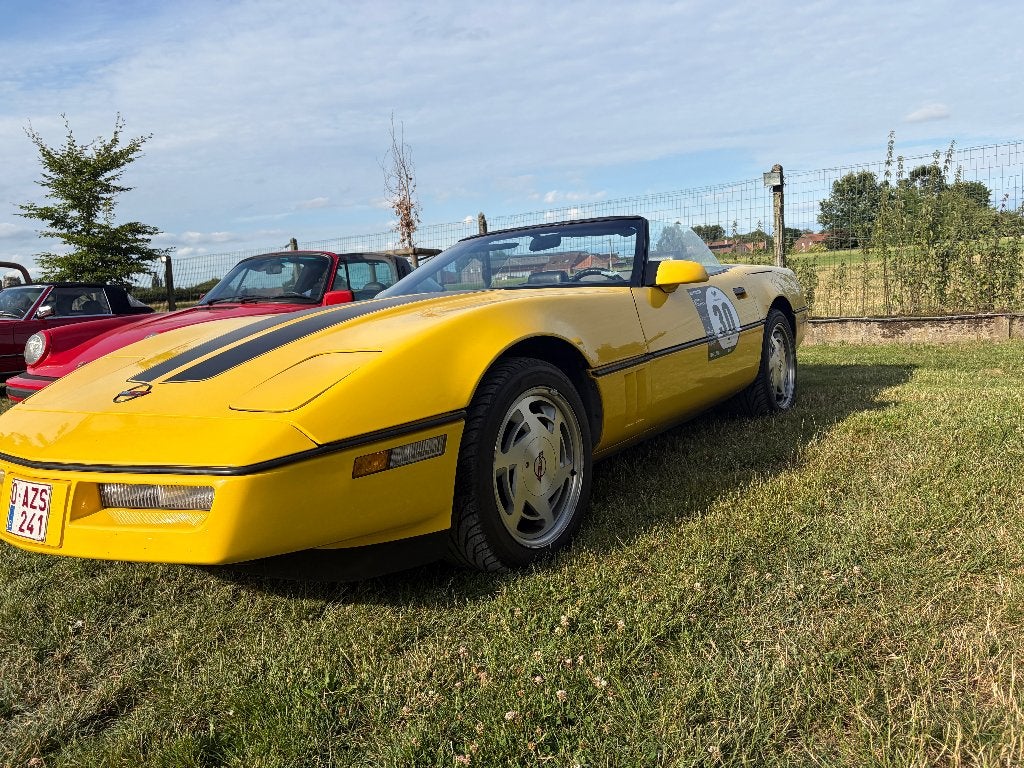Corvette C4 cabrio 1988 Entièrement originale, Autos, Cuir, Achat, 2 kW, Cabriolet