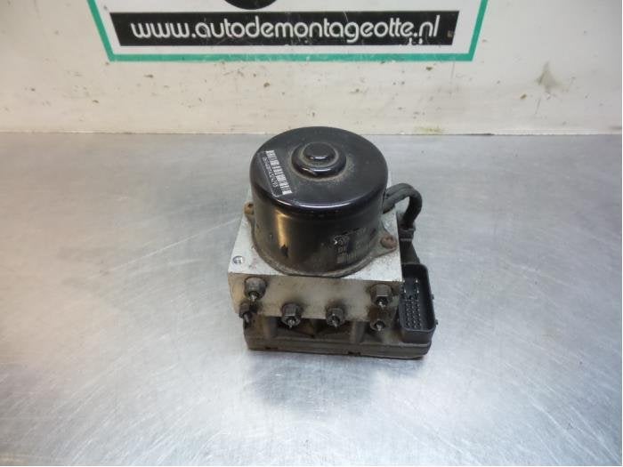 Pompe ABS d'un Volkswagen Lupo (Lupo 98-), Volkswagen, -, 3 mois de garantie, Utilisé