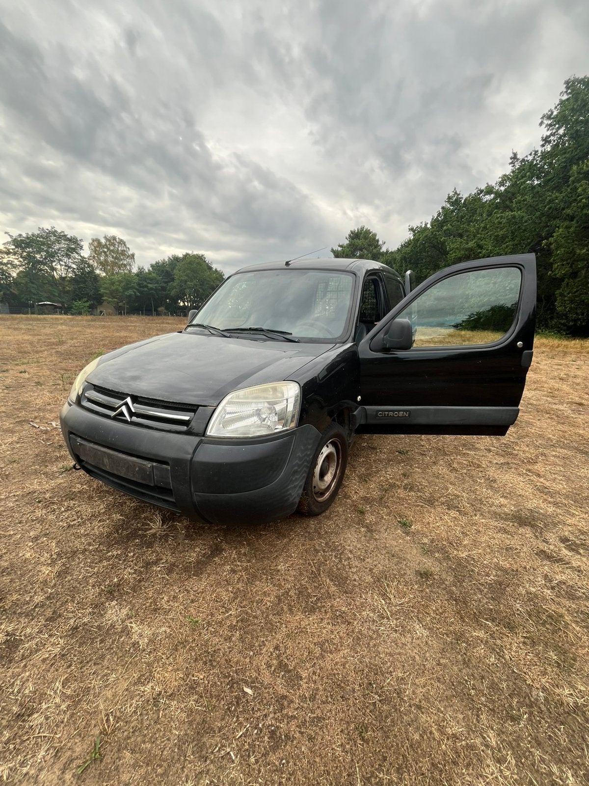 Citroën Berlingo 1.6 HDi Diesel - L.V - Gekeurd Voor Verkoop, Auto's, Zwart, 4 cilinders, Zwart, Leder