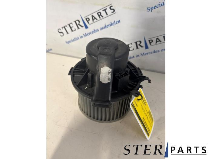 Moteur de ventilation chauffage d'un Mercedes Sprinter, Autos : Pièces & Accessoires, 3 mois de garantie, Utilisé, -, -