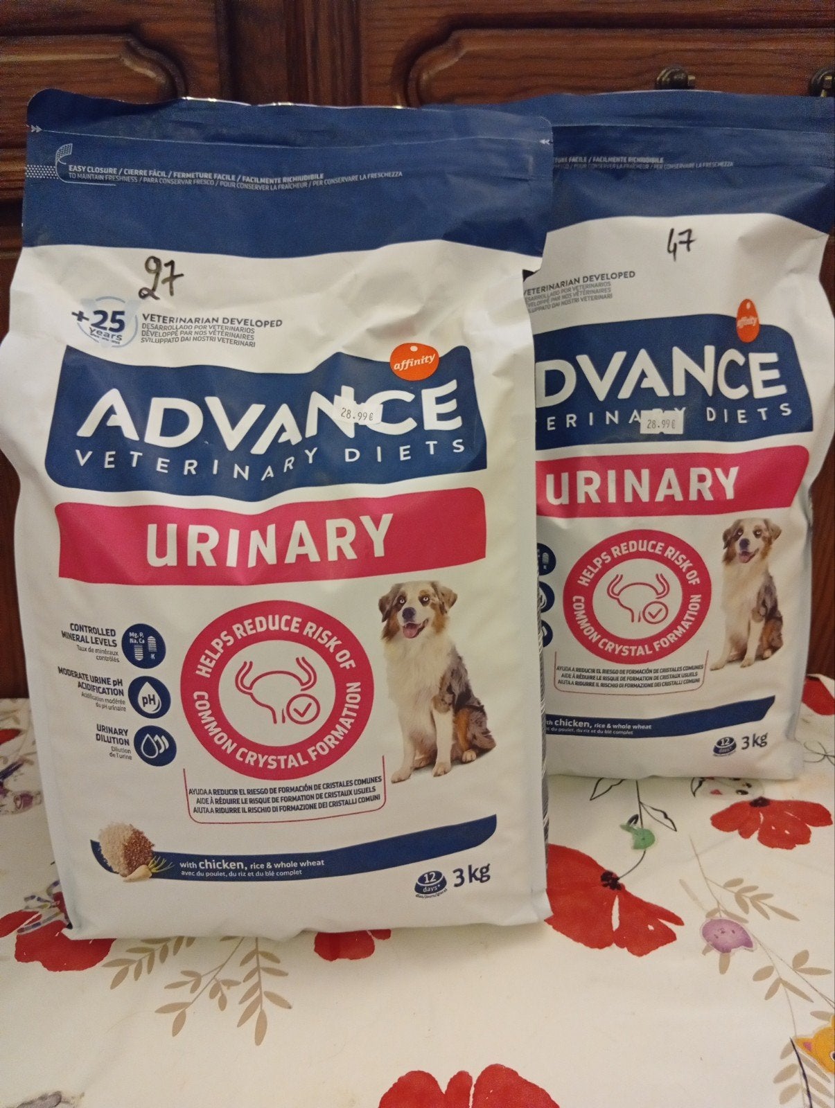 Lot de 2 sacs de croquettes pour chien Advance Urinary – 6kg, Envoi, Chien