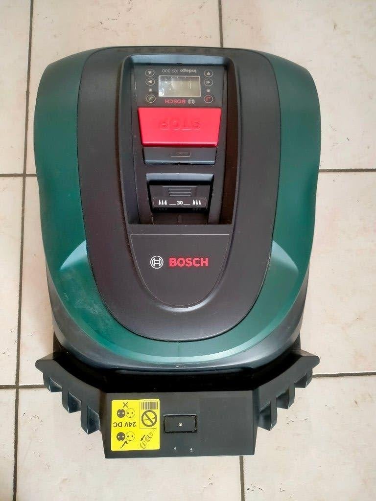 Grasrobot BOSCH indego XS 300 (lees omschrijving!), Jardin & Terrasse, Tondeuses à gazon, Utilisé, Tondeuses à gazon sur batterie
