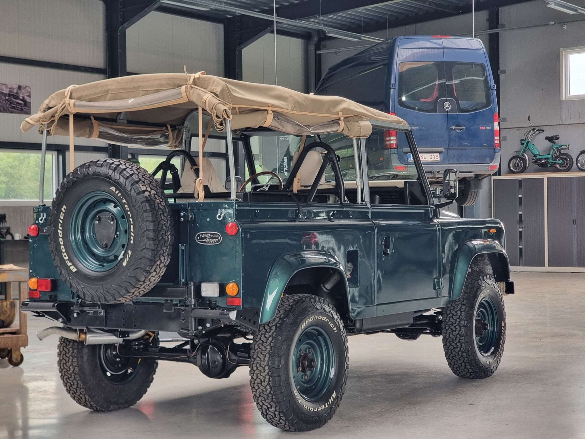 Land Rover Defender TYPE 90 * FULL RESTAURER * TURBO DIESEL, foto 4