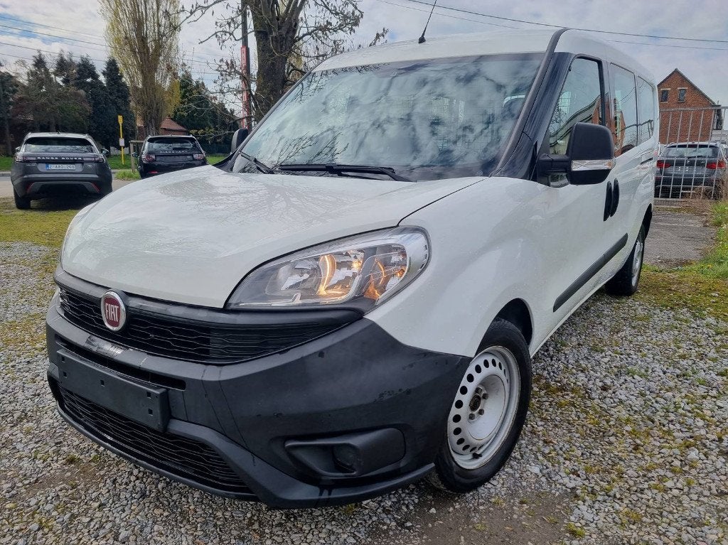 Fiat Doblo 9/2017 L2 Maxi Nv Moteur 0km 1.3jtd 95cv euro6., Auto's, Fiat, Voorwielaandrijving, Stof, 139 g/km, 4 cilinders