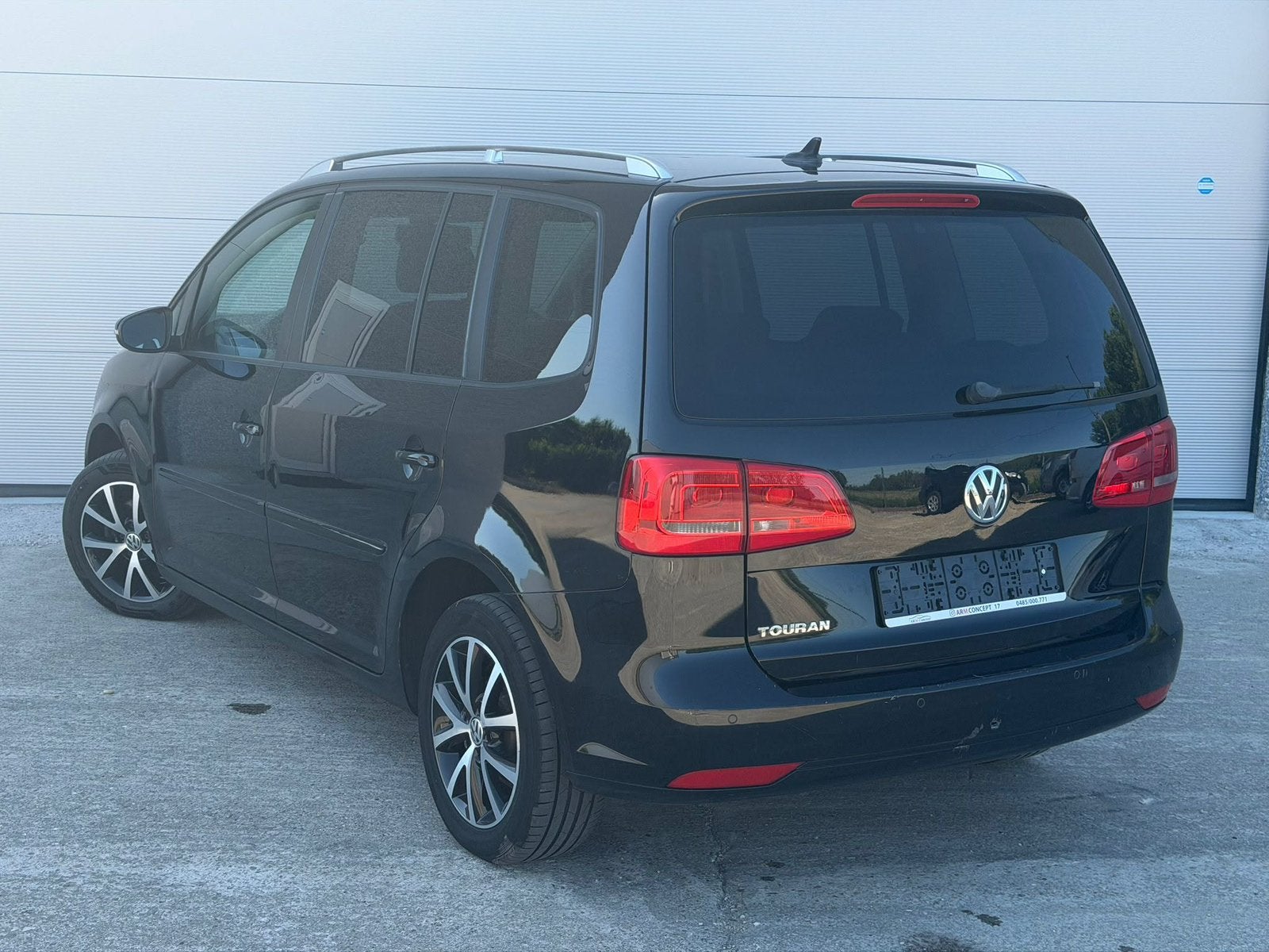 Volkswagen Touran 1.2 TSI essence 7 places 2011 garantie lan, Autos, Euro 5, Achat, Entreprise, Boîte manuelle
