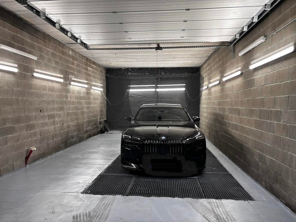 Box de stockage ou ideal pour detailling auto