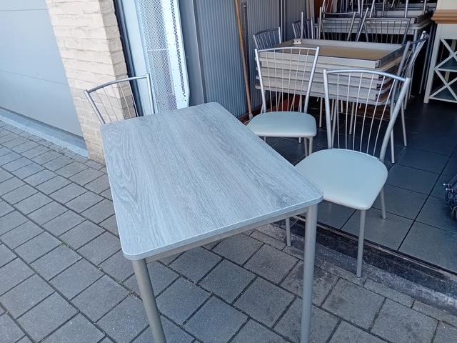 vintage keukentafel en stoelen, Huis en Inrichting, Ophalen of Verzenden