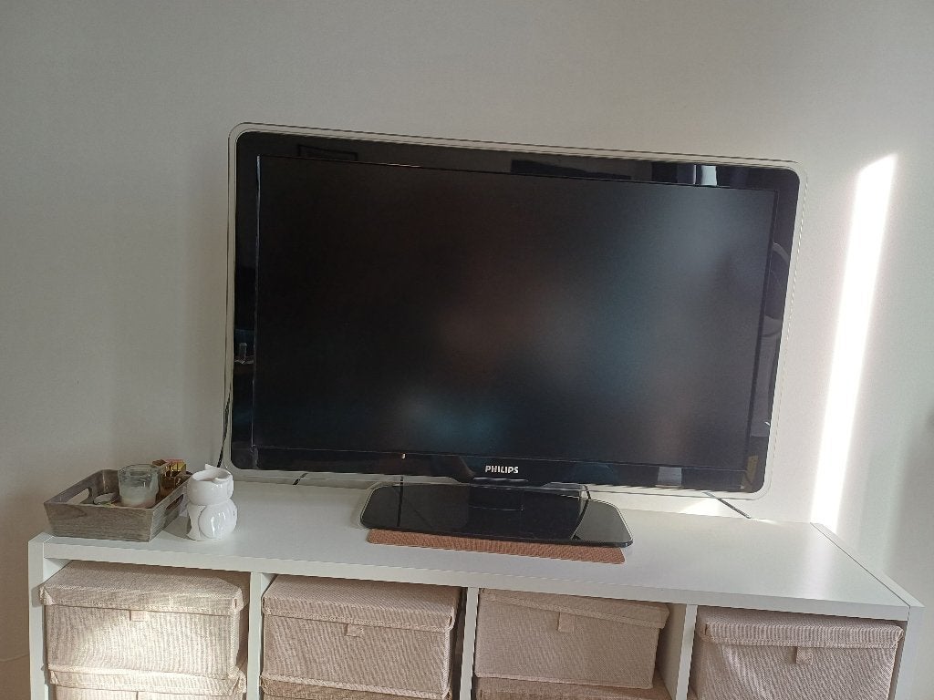 TV 107cm philips full HD, TV, Hi-fi & Vidéo, Philips, LCD, Comme neuf, Enlèvement