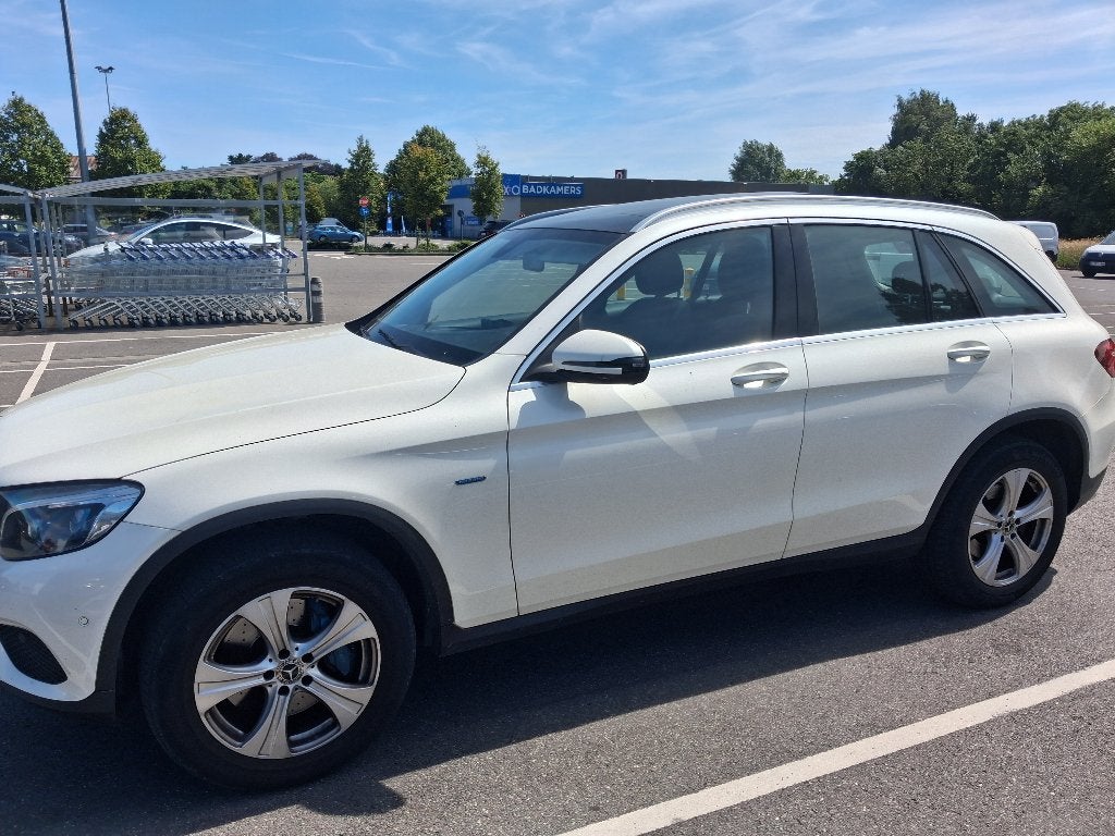 Mercedes-Benz glc350e, Auto's, Mercedes-Benz, Automaat, 4 deurs, Zwart, Wit