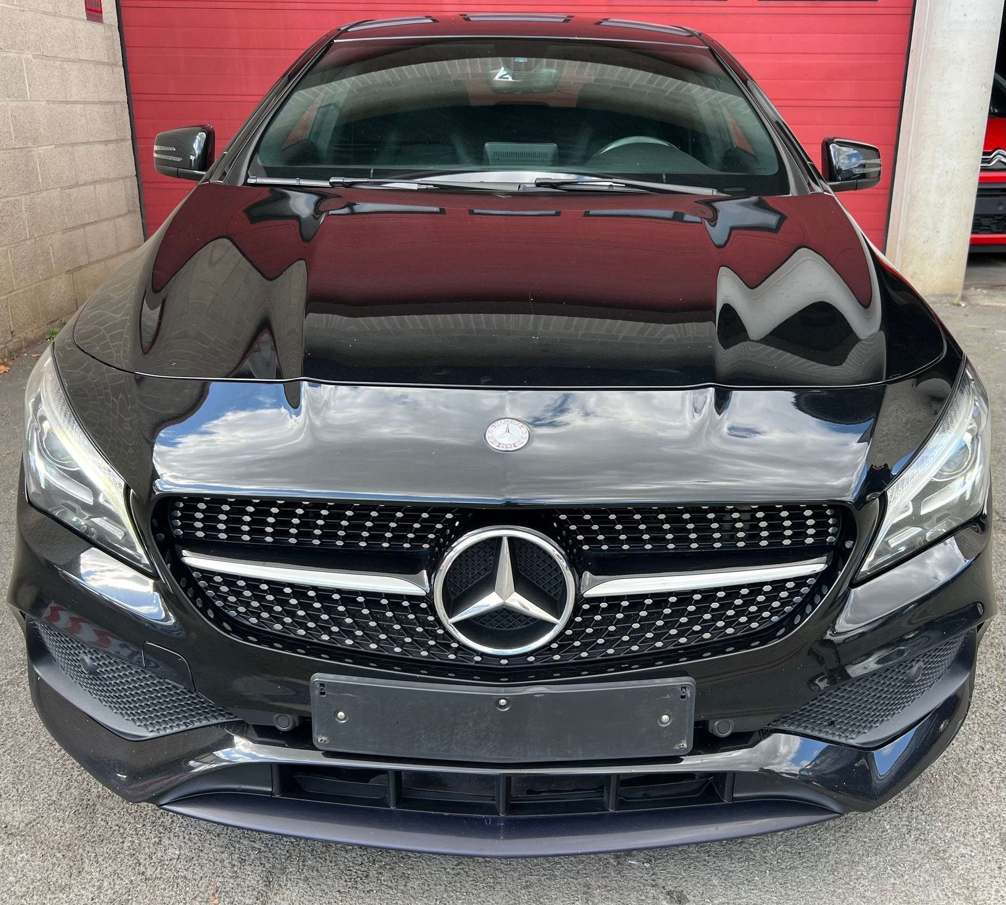 Mercedes-Benz CLA-Klasse 180 PACK AMG + CAMÉRA + NAVI + CAR, Auto's, 122 pk, Gebruikt, 4 cilinders, Alcantara
