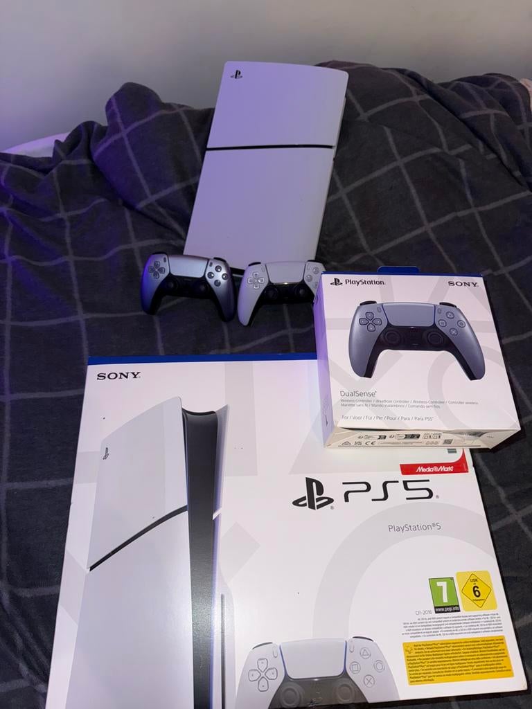 PlayStation 5 slim disc 1T met 2 games, Enlèvement, Neuf, Playstation 5