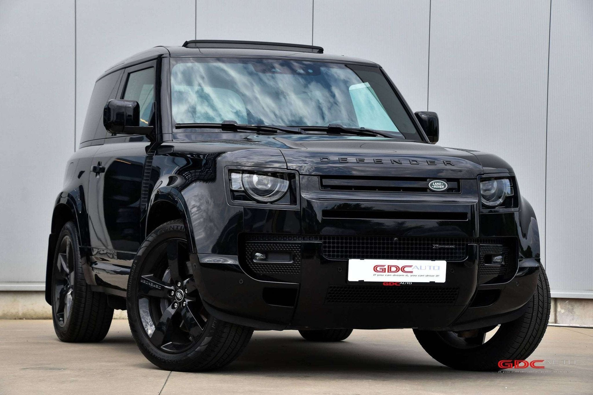 Land Rover Defender D300 l MHEV l X-Dynamic HSE l Trekhaak l, Cuir, Phares entièrement LED, Achat, Entreprise
