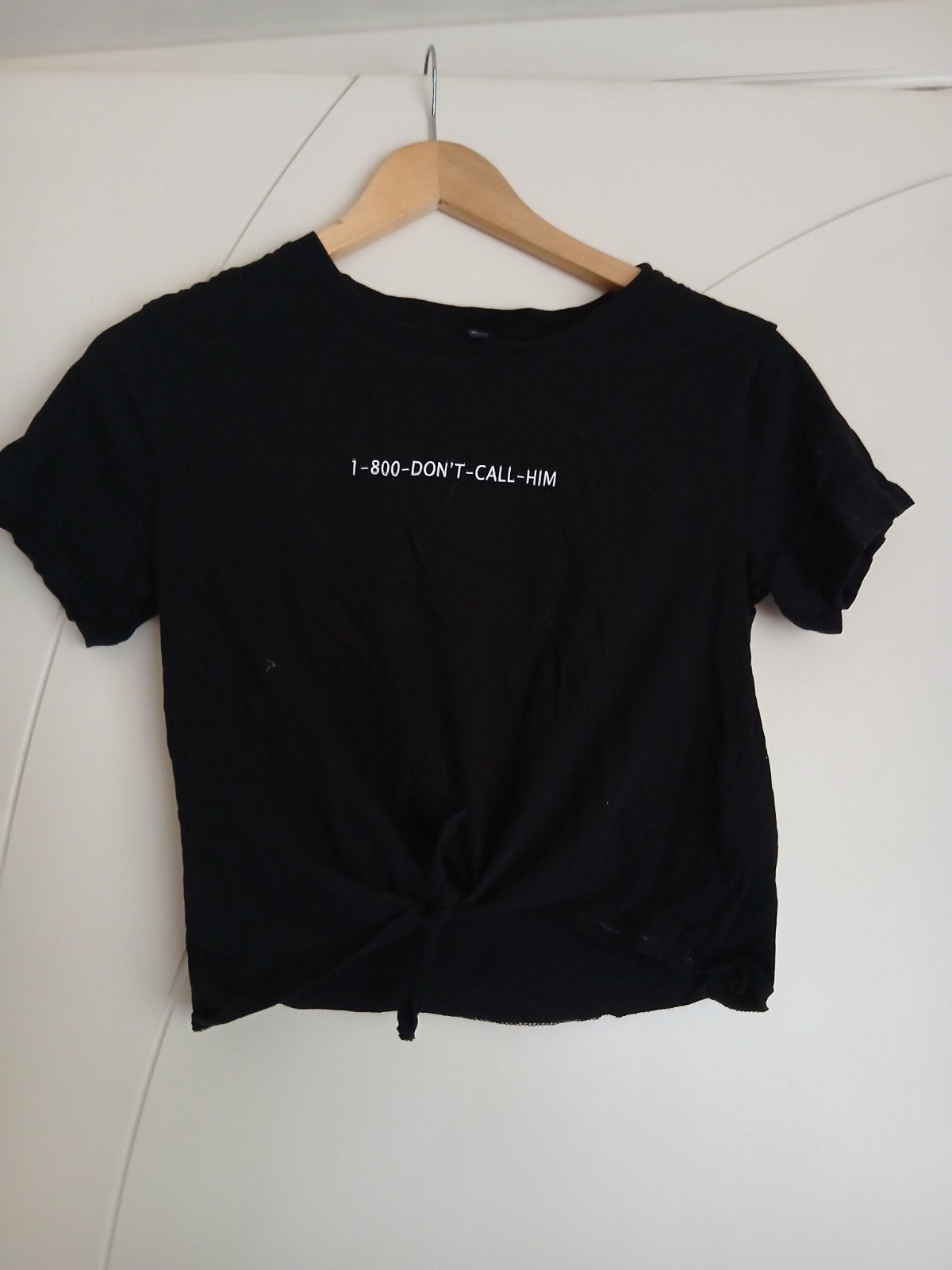 Zwarte H&M crop top met print, maat S, Kleding | Dames, H&M, Zwart, Ophalen of Verzenden, Zo goed als nieuw