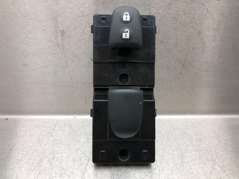 COMMUTATEUR VITRES ELECTRIQUES Nissan Micra (K14), Utilisé, Nissan