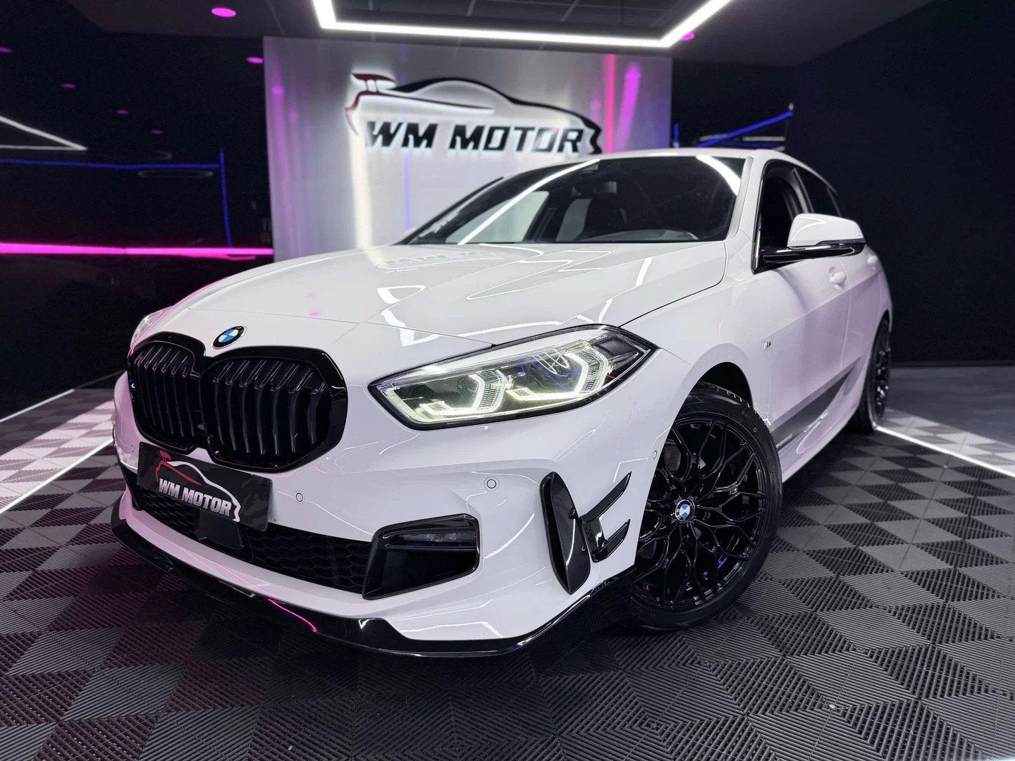 BMW 1 Serie 118 118iA // Pack M-performance // Sieges M-perf, Autos, Achat, Euro 6, Entreprise, Alcantara