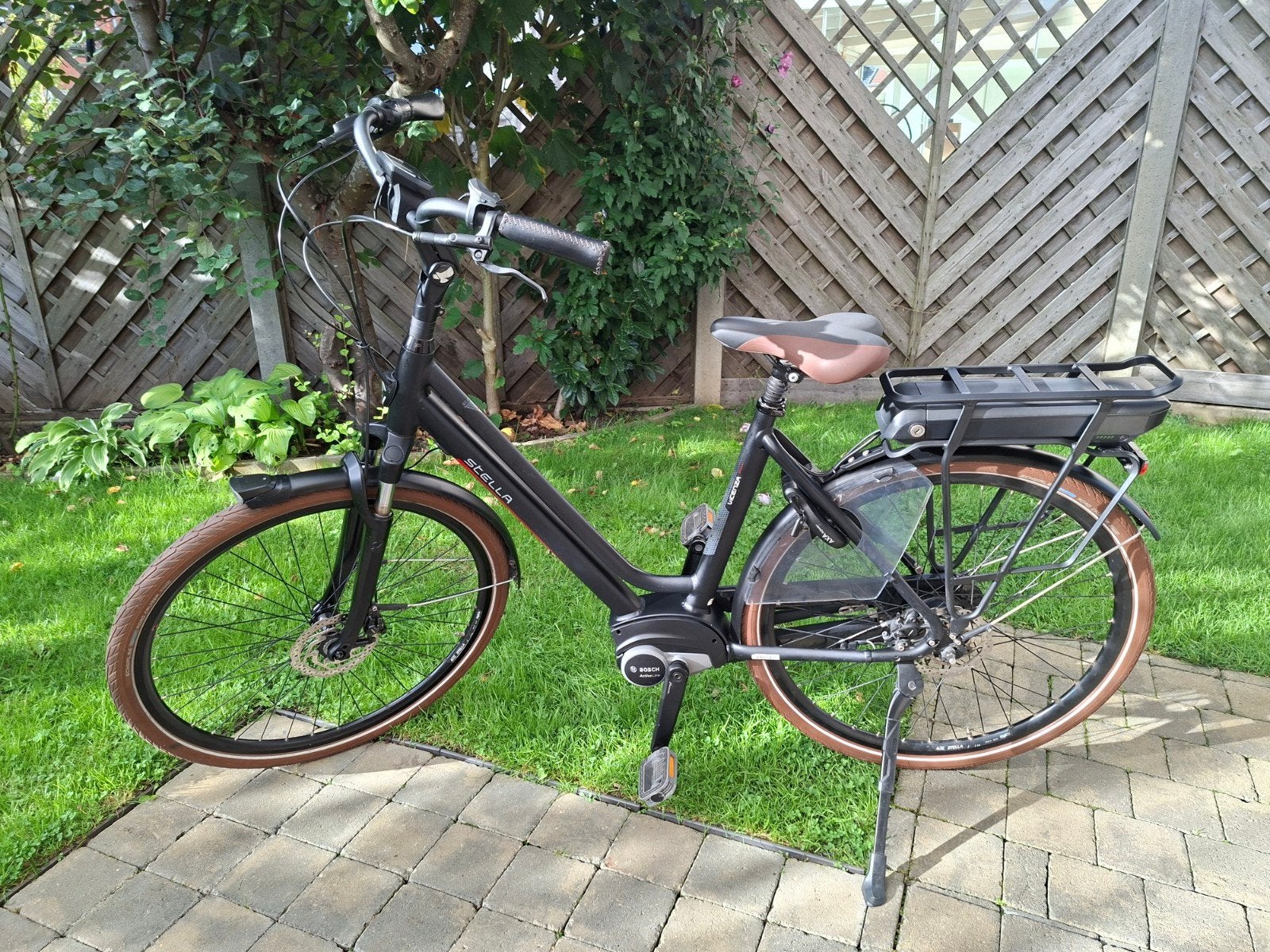 elektrische Bosch activlineplus midde motor stella damesfiet, Fietsen en Brommers, Ophalen