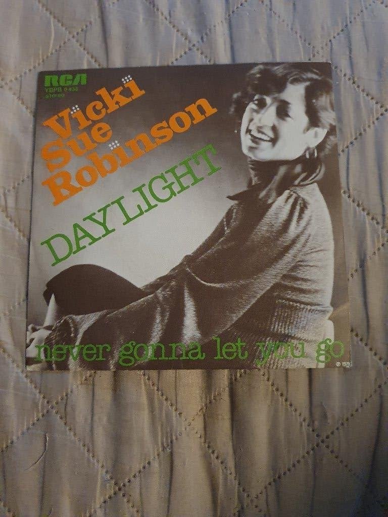S - Vicki Sue Robinson – Daylight - 1976, Cd's en Dvd's, Overige genres, 7 inch, Ophalen of Verzenden, Zo goed als nieuw
