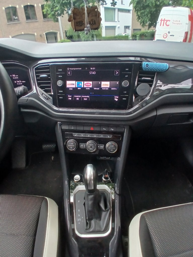 Volkswagen T-roc 1.5 Benz Bj 2020 117 000 km AUTOMATIQUE, Autos, Achat, 1461 cm³, Automatique, Particulier