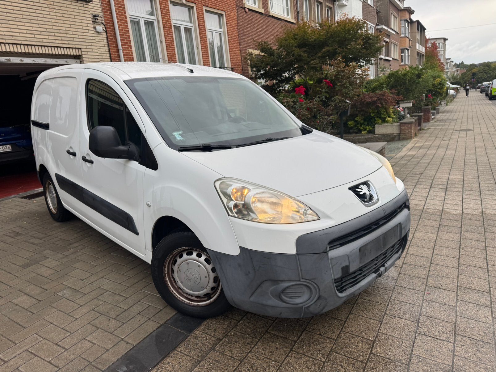 Peugeot partner 1.6 hdi. 2012. Airco. 3 places  94000 km, Euro 5, Achat, Vitres électriques, Diesel