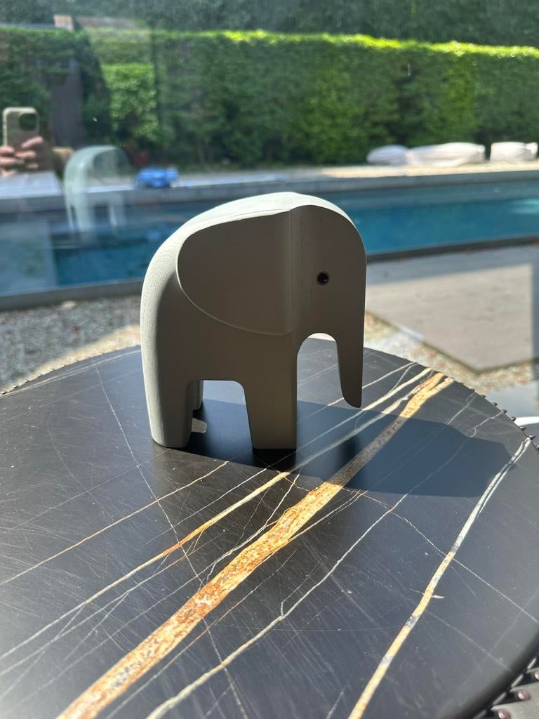 Grand éléphant en bois Novoform, Enlèvement, Comme neuf, Gris, Bois