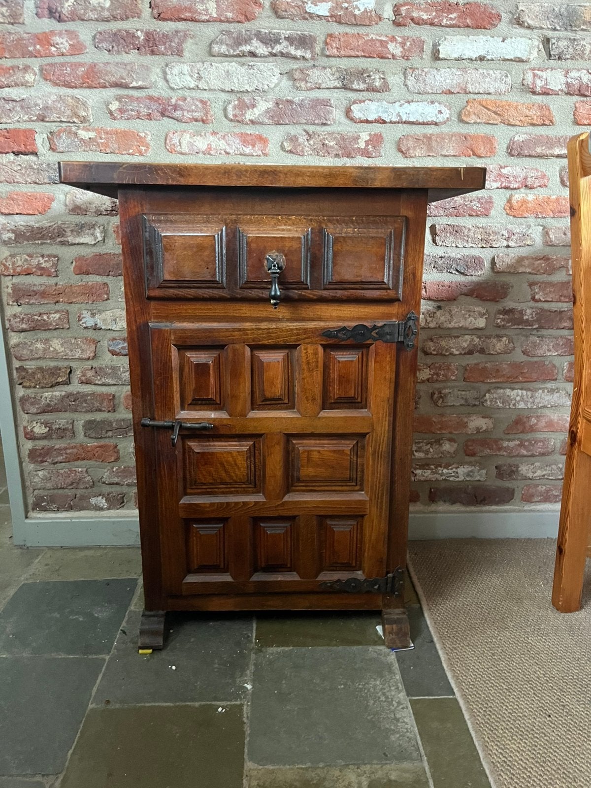 Antieke bruine kast, Antiek en Kunst, Antiek | Meubels | Kasten, Ophalen